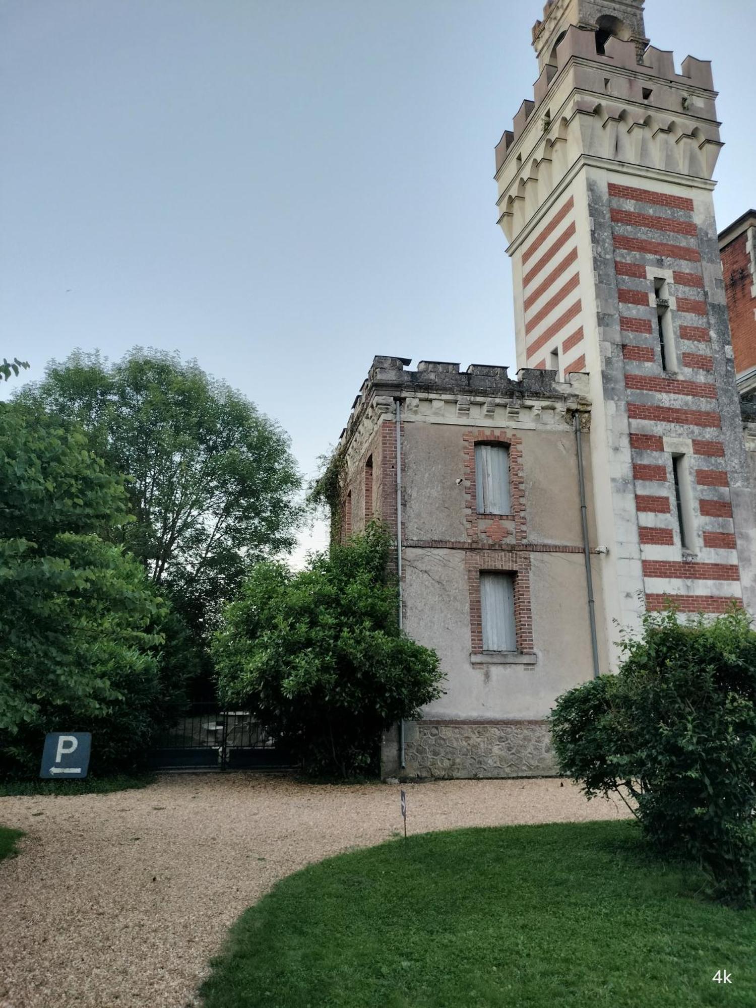 La Tour Carree D'Un Chateau Auzouer-en-Touraine Exterior photo
